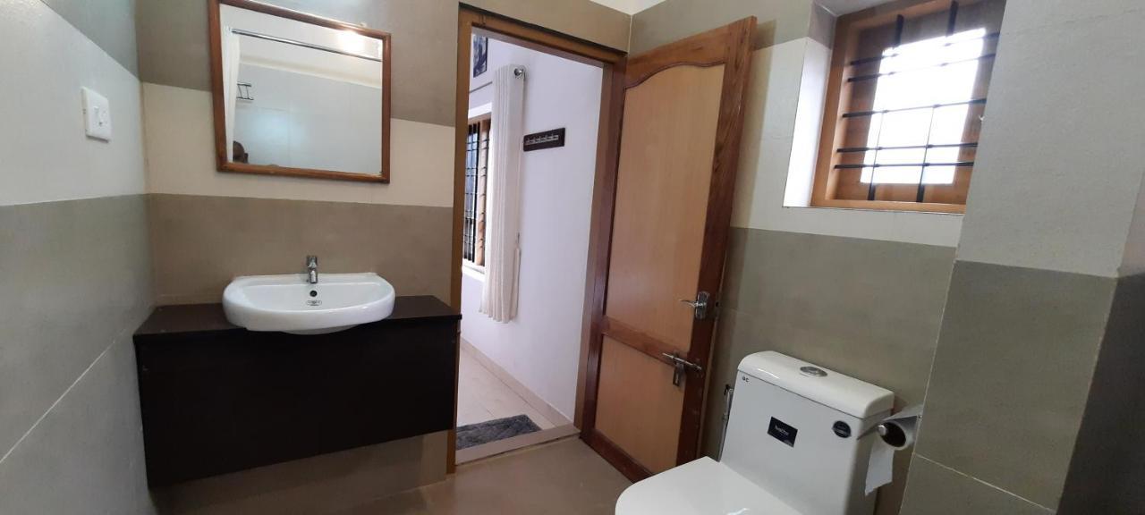 Oriole Homestay เทกคาดี ภายนอก รูปภาพ