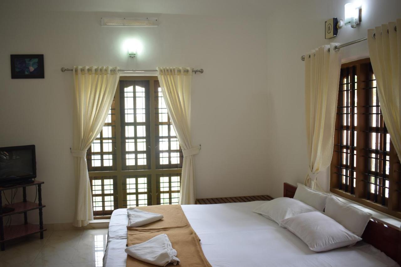 Oriole Homestay เทกคาดี ภายนอก รูปภาพ